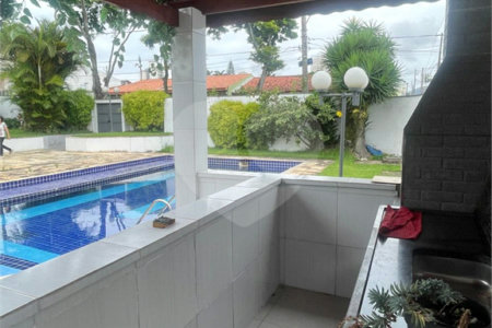 Sobrado à venda com 3 quartos, sendo 1 suíte,  em Jardim Armênia, Mogi das Cruzes, SP