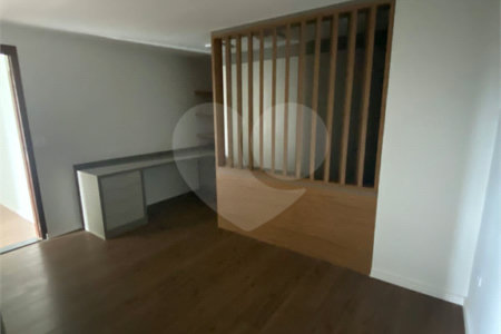 Casa à venda com 4 suítes em Vila Suissa, Mogi das Cruzes, SP