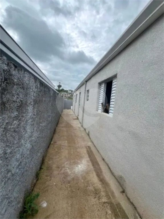 Casa Térrea à venda com 2 quartos em Vila Santa Helena, Atibaia, SP