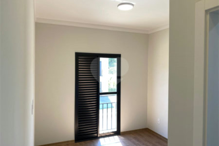Casa à venda com 3 suítes no condomínio Villaggio Maranello, Vinhedo - SP
