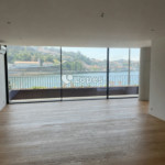 Apartamento T4 à venda em Lordelo do Ouro, Porto, Portugal – 240 m²