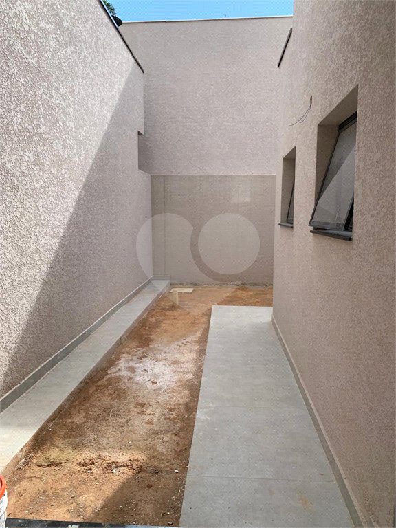 Casa à venda com 3 suítes no condomínio Residencial Celina, Atibaia - SP