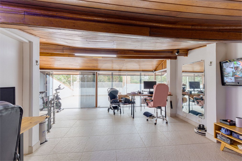 Casa à venda com 4 suítes em Jardim Marajoara, São Paulo, SP