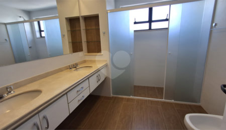 Apartamento para alugar com 3 quartos, sendo 1 suíte,  em Chácara Santo Antônio, São Paulo, SP