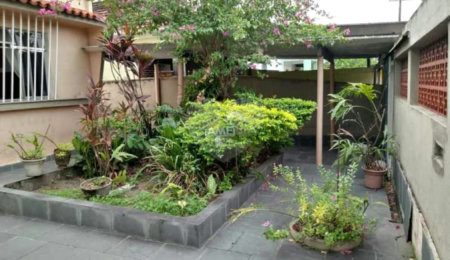 Casa à venda com 4 quartos em Campo Grande, Rio de Janeiro, RJ