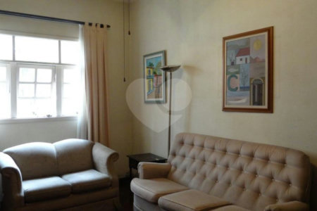 Casa Térrea à venda com 3 quartos em Jardim Paulistano, São Paulo, SP