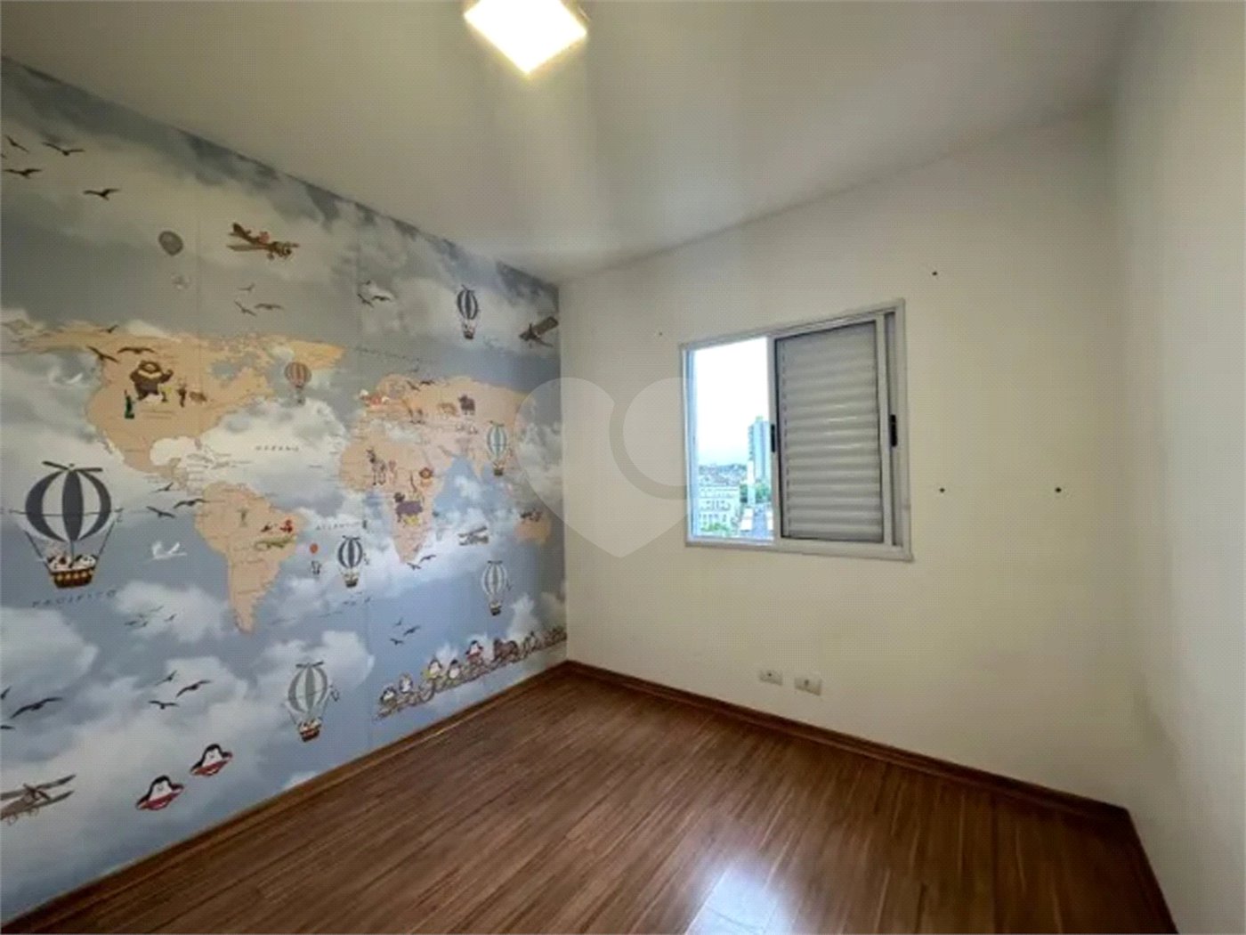 Apartamento à venda com 2 quartos, sendo 1 suíte, em Jardim Califórnia, Jacareí, SP