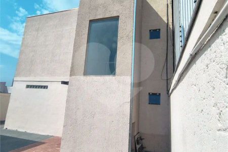 Casa com Suíte Master, Closet, Piscina e Espaço Gourmet Próxima ao Parque Ecológico- 03 quartos -com quintal