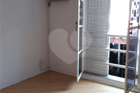 Sobrado à venda com 3 quartos em Moema, São Paulo, SP