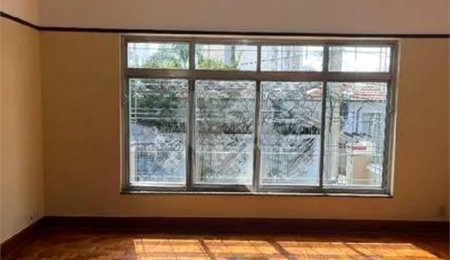 Sobrado à venda com 4 quartos, sendo 1 suíte, em Alto da Lapa, São Paulo, SP