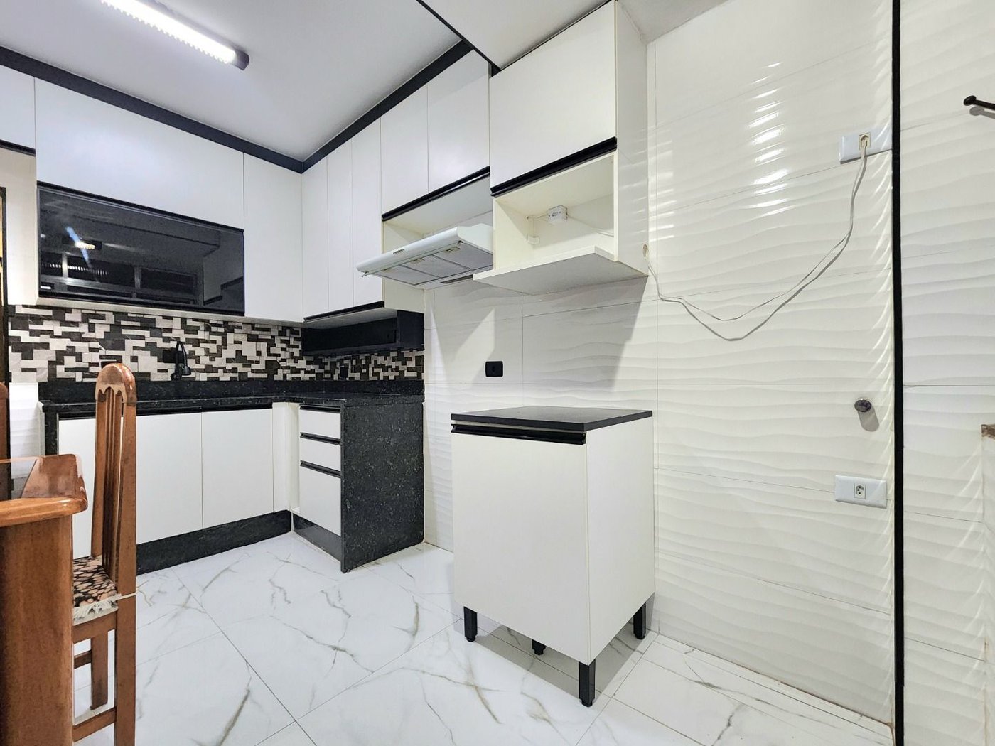 Apartamento com 3 dormitórios para alugar, 65 m² por R$ 3.500,02/mês - Aparecida - Santos/SP
