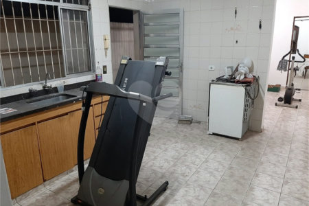 Casa à venda com 6 quartos em Jardim Santa Clara, Guarulhos, SP