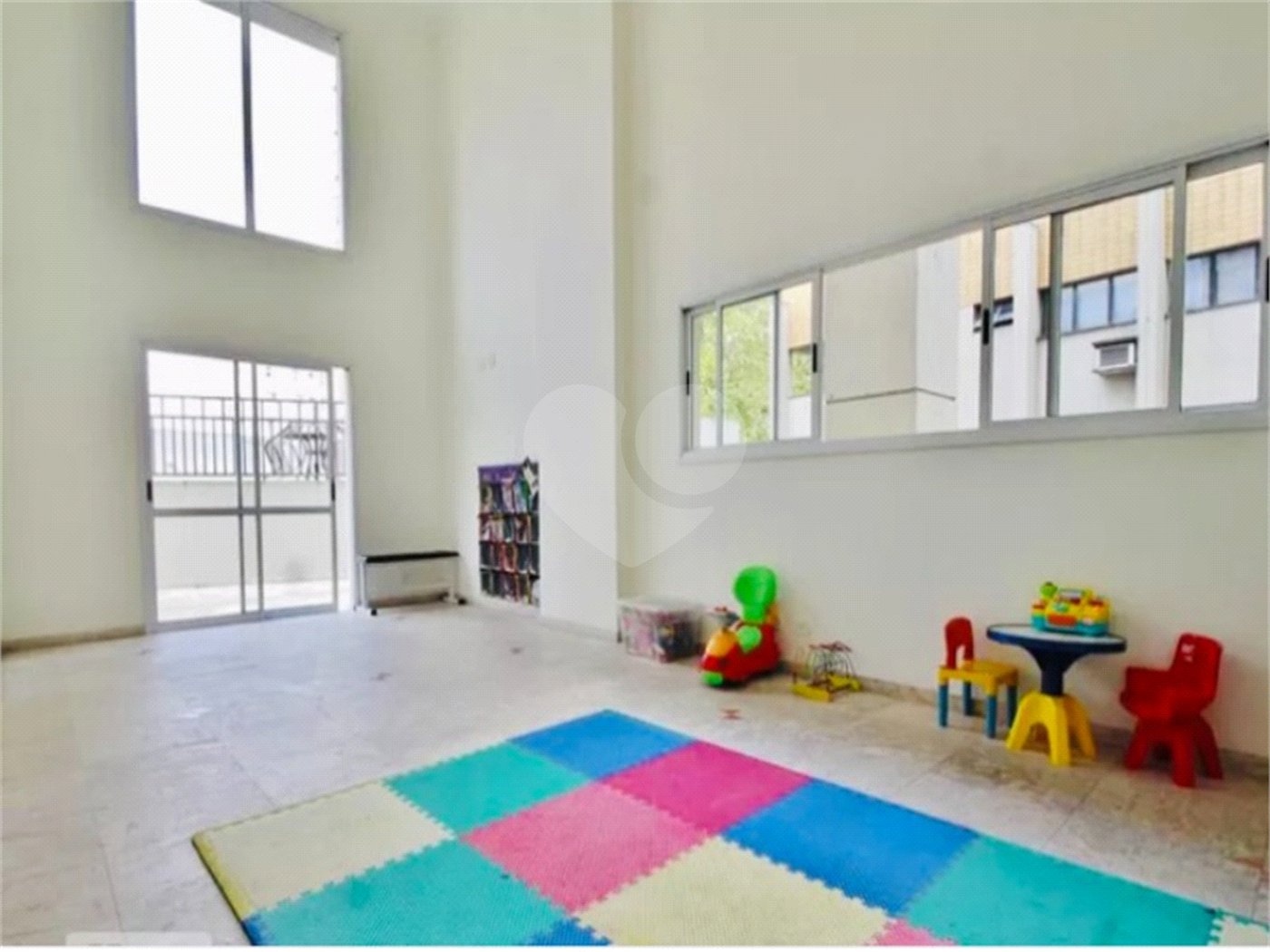 Apartamento à venda com 4 quartos, sendo 2 suítes,  em Vila Andrade, São Paulo, SP