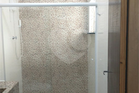 Sobrado à venda com 3 quartos, sendo 1 suíte,  em Jardim Universo, Mogi das Cruzes, SP