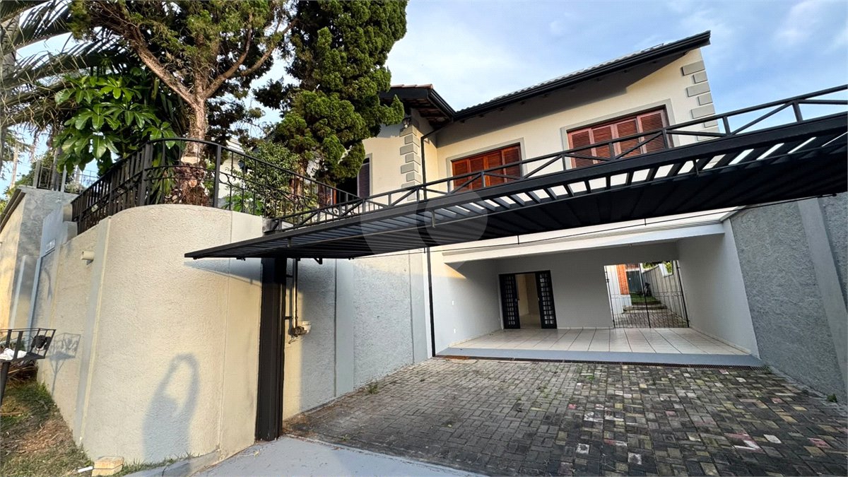 Casa à venda ou para alugar com 3 quartos, sendo 1 suíte, em Jardim Paulista, Atibaia, SP