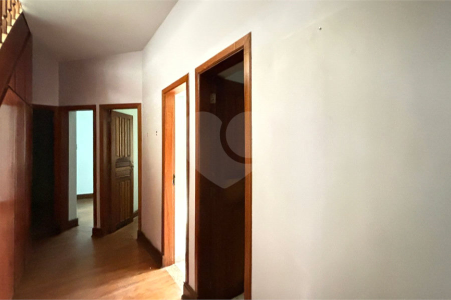 Sobrado à venda ou para alugar com 15 quartos em Tremembé, São Paulo, SP