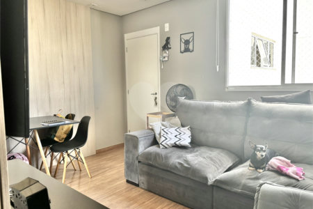 Casa à venda com 2 quartos, sendo 1 suíte, no condomínio Residencial Jasmin, Itapetininga - SP