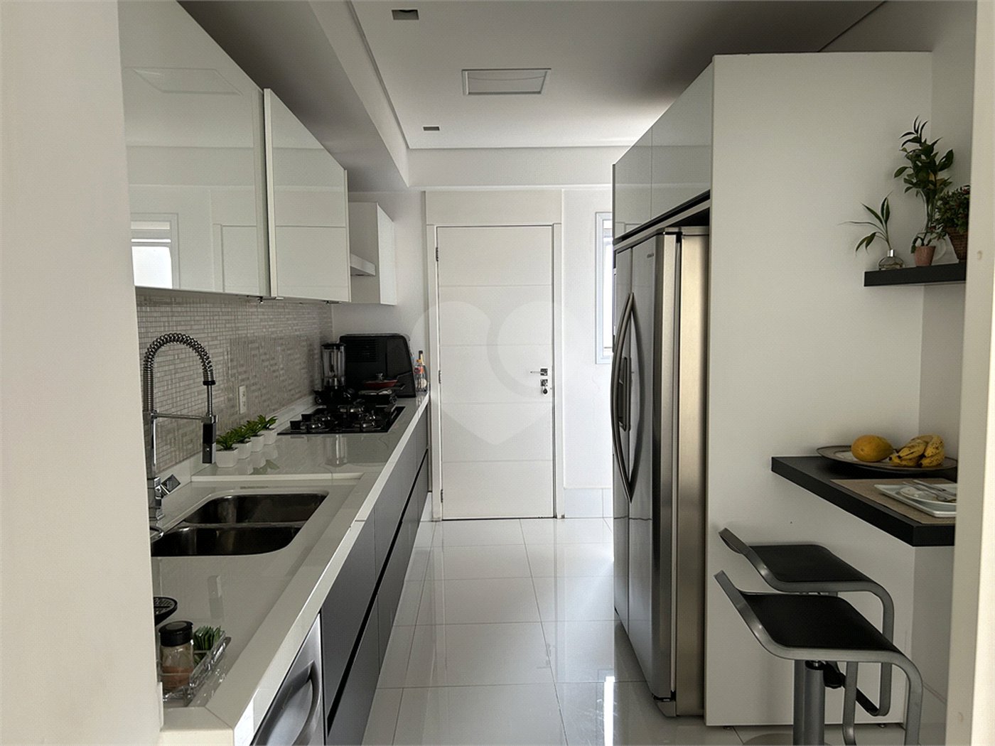 Apartamento à venda ou para alugar com 2 suítes em Água Branca, São Paulo, SP