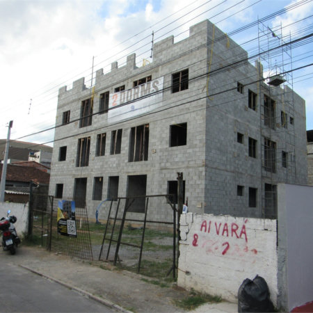 Casa à venda com 1 suíte no condomínio Edifício Cristo Rei, Arujá - SP
