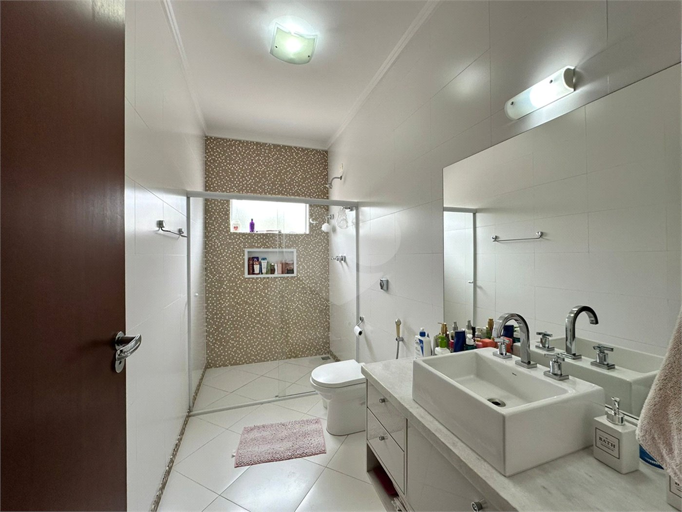 Casa à venda com 3 quartos, sendo 1 suíte, no condomínio Ibiti Royal Park, Sorocaba - SP