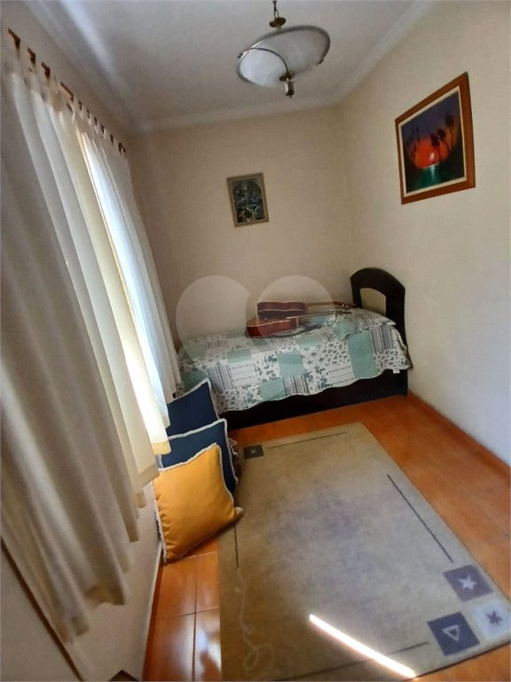 Sobrado à venda com 4 quartos, sendo 2 suítes, em Vila Constança, São Paulo, SP