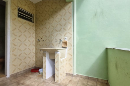 Sobrado para alugar com 3 quartos, sendo 1 suíte,  em Vila Alexandria, São Paulo, SP