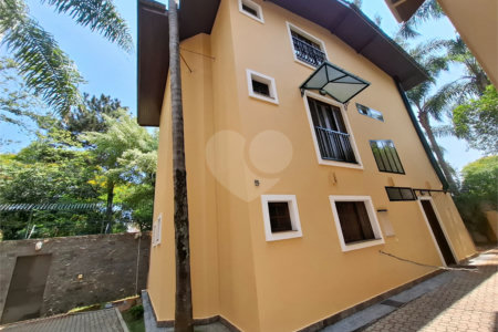 Casa para alugar com 4 quartos, sendo 2 suítes, no condomínio Palm Garden, São Paulo - SP