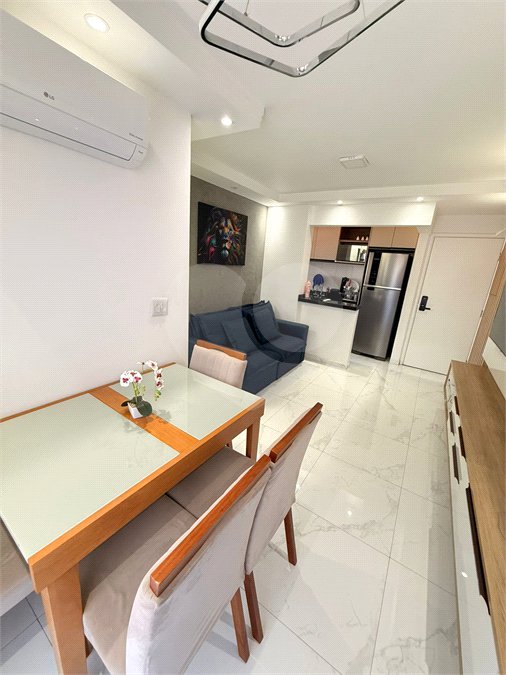 Apartamento à venda com 2 quartos em Vila Galvão, Guarulhos, SP