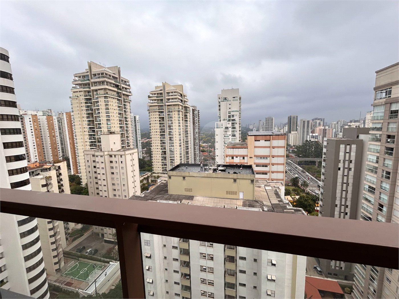 Apartamento à venda com 2 suítes em Campo Belo, São Paulo, SP
