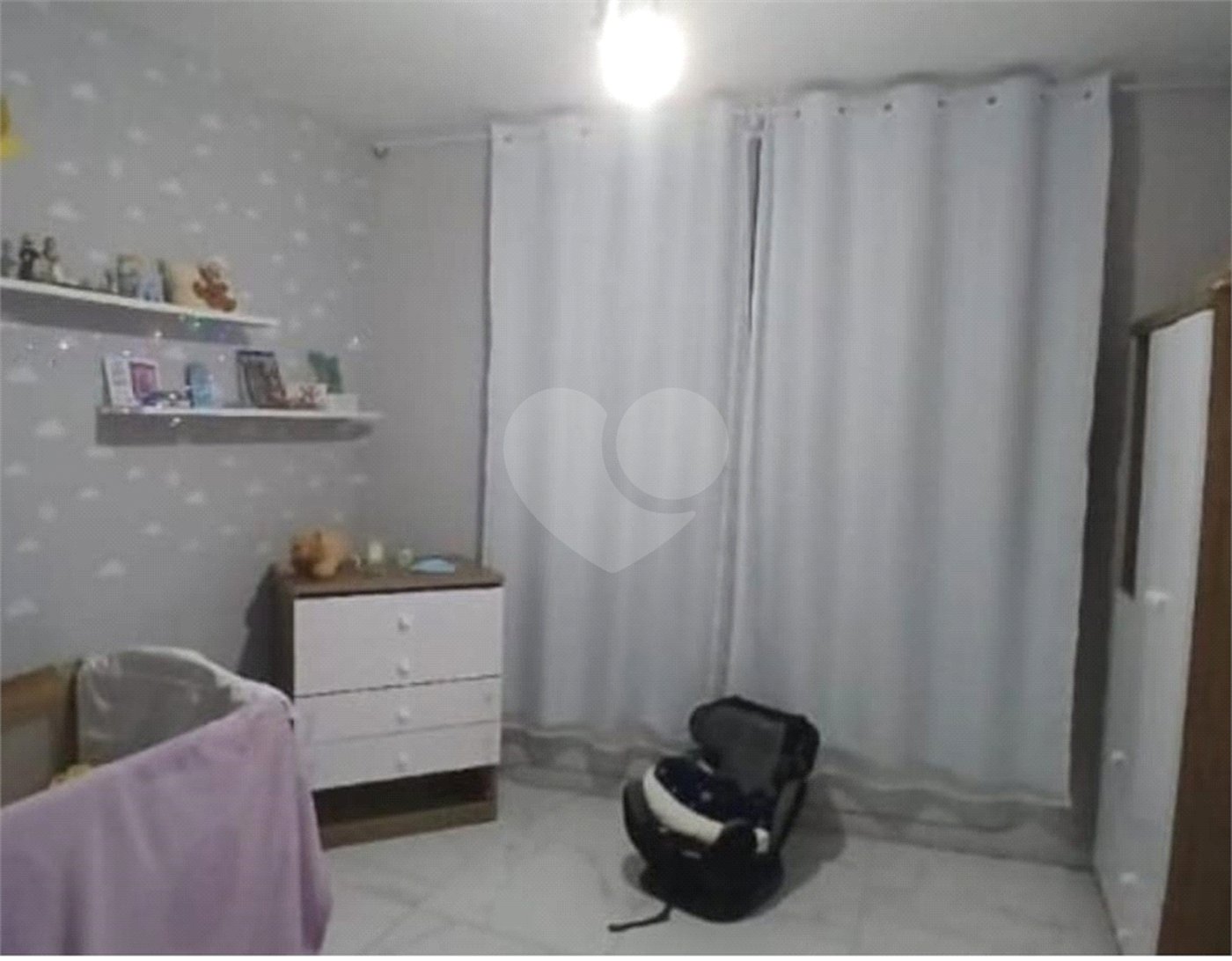 Sobrado à venda com 3 quartos, sendo 1 suíte,  em Jardim Peri Peri, São Paulo, SP