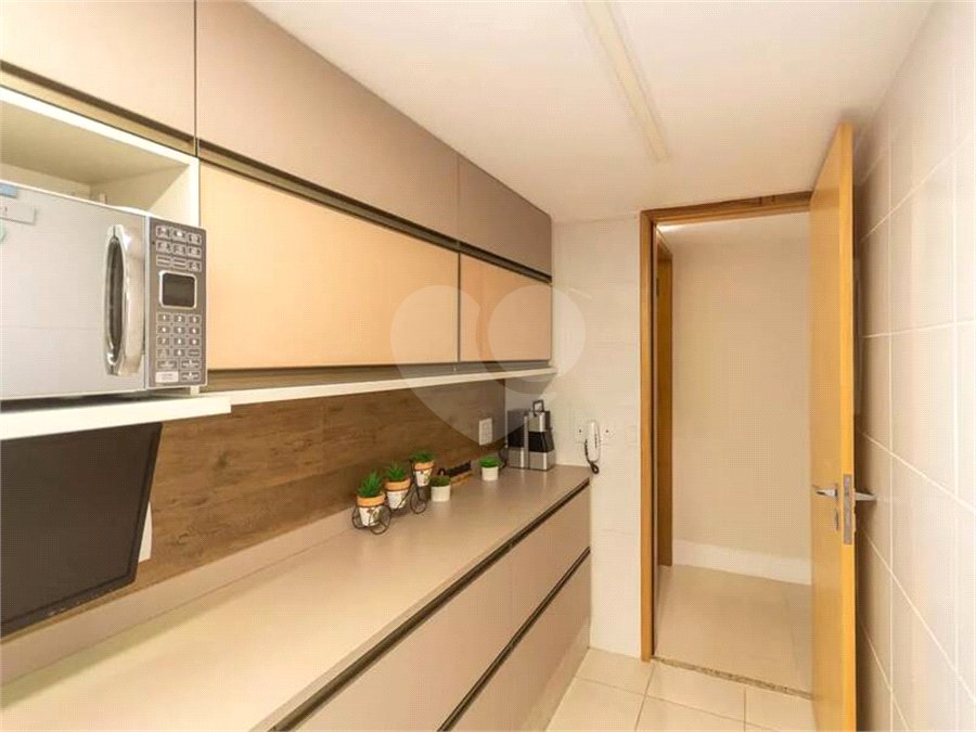 Apartamento à venda com 4 quartos, sendo 1 suíte,  em Tijuca, Rio de Janeiro, RJ