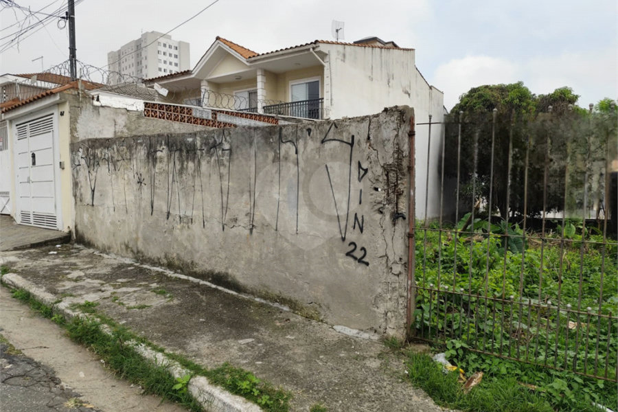 Terreno à venda com 1 suíte em Vila Constança, São Paulo, SP