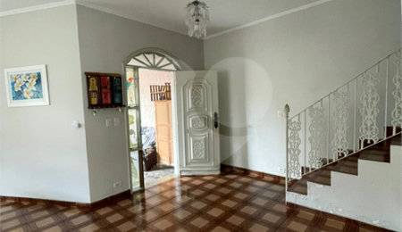 Sobrado à venda com 3 quartos, sendo 1 suíte,  em Vila Curuçá, São Paulo, SP