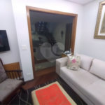Casa à venda com 4 quartos, sendo 3 suítes, no condomínio Da Serra, São Paulo - SP