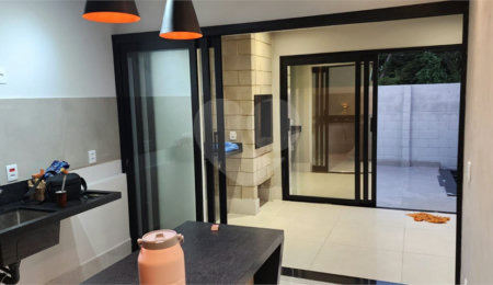 Casa à venda com 2 quartos, sendo 1 suíte,  no condomínio Florais Esmeralda, Cuiabá - MT