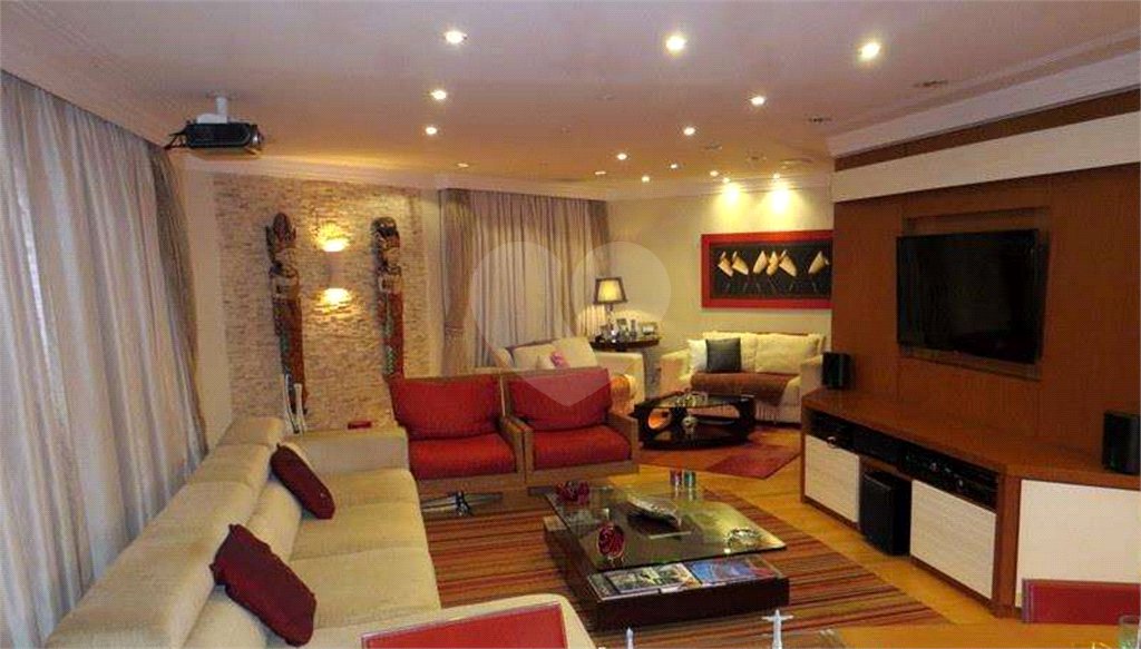 Apartamento à venda com 4 quartos, sendo 3 suítes,  em Santa Teresinha, São Paulo, SP