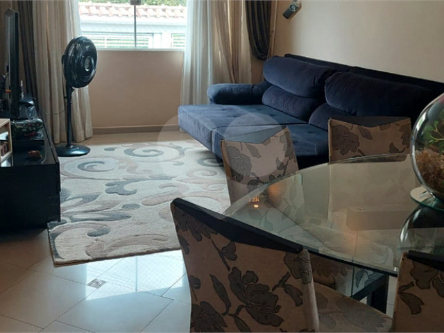 Sobrado à venda com 3 quartos, sendo 1 suíte,  em Vila Constança, São Paulo, SP