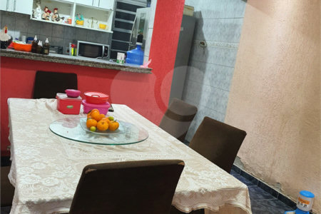 Sobrado à venda com 2 quartos, sendo 1 suíte, em Jardim Meliunas, São Paulo, SP