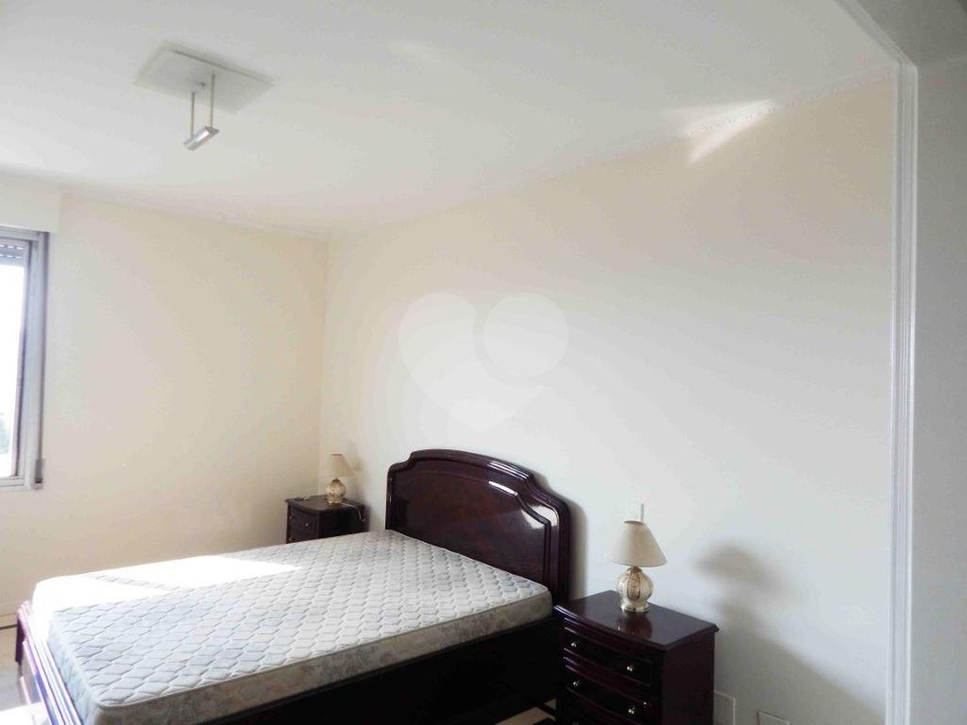 Apartamento à venda com 4 suítes em Jardim Marajoara, São Paulo, SP