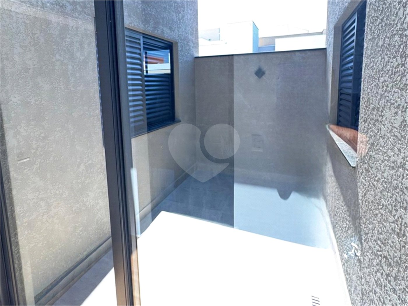 Casa à venda com 3 quartos, sendo 1 suíte, no condomínio Terras de São Francisco, Sorocaba - SP