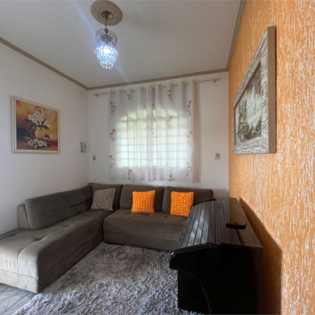 Casa à venda com 2 quartos, sendo 1 suíte, no Centro, Sarapuí, SP