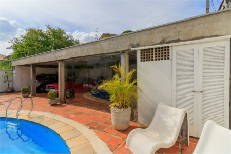 Casa à venda com 4 quartos, sendo 3 suítes, em Jardim Panorama, São Paulo, SP