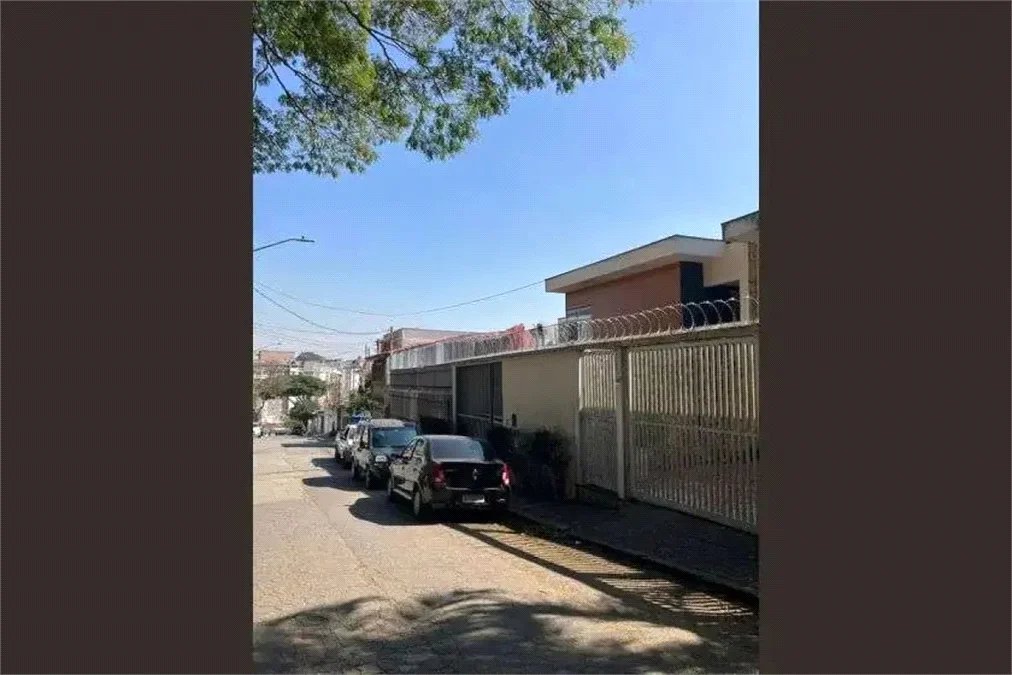 Casa à venda com 3 quartos, sendo 1 suíte, em Jardim Colombo, São Paulo, SP