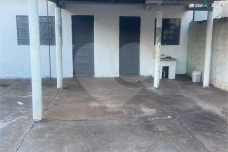 Casa à venda com 2 quartos em Jardim Pinheiros (vila Xavier), Araraquara, SP