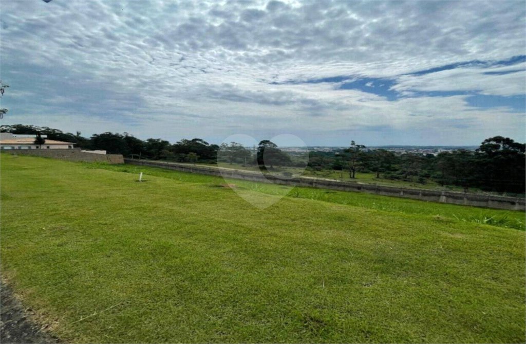 Terreno à venda no condomínio Campo de Toscana, Vinhedo - SP