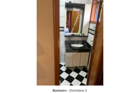 Casa à venda com 4 quartos, sendo 2 suítes, no condomínio Aruã, Mogi das Cruzes - SP