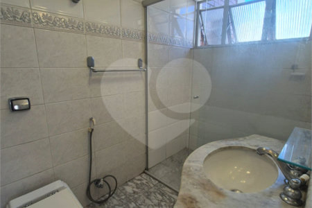 Apartamento Mobiliado, e Aconchegante, Bem Localizado