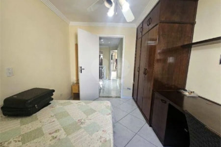 Casa à venda com 3 quartos, sendo 1 suíte,  no condomínio Residencial Villagio Vitória, Guarulhos - SP