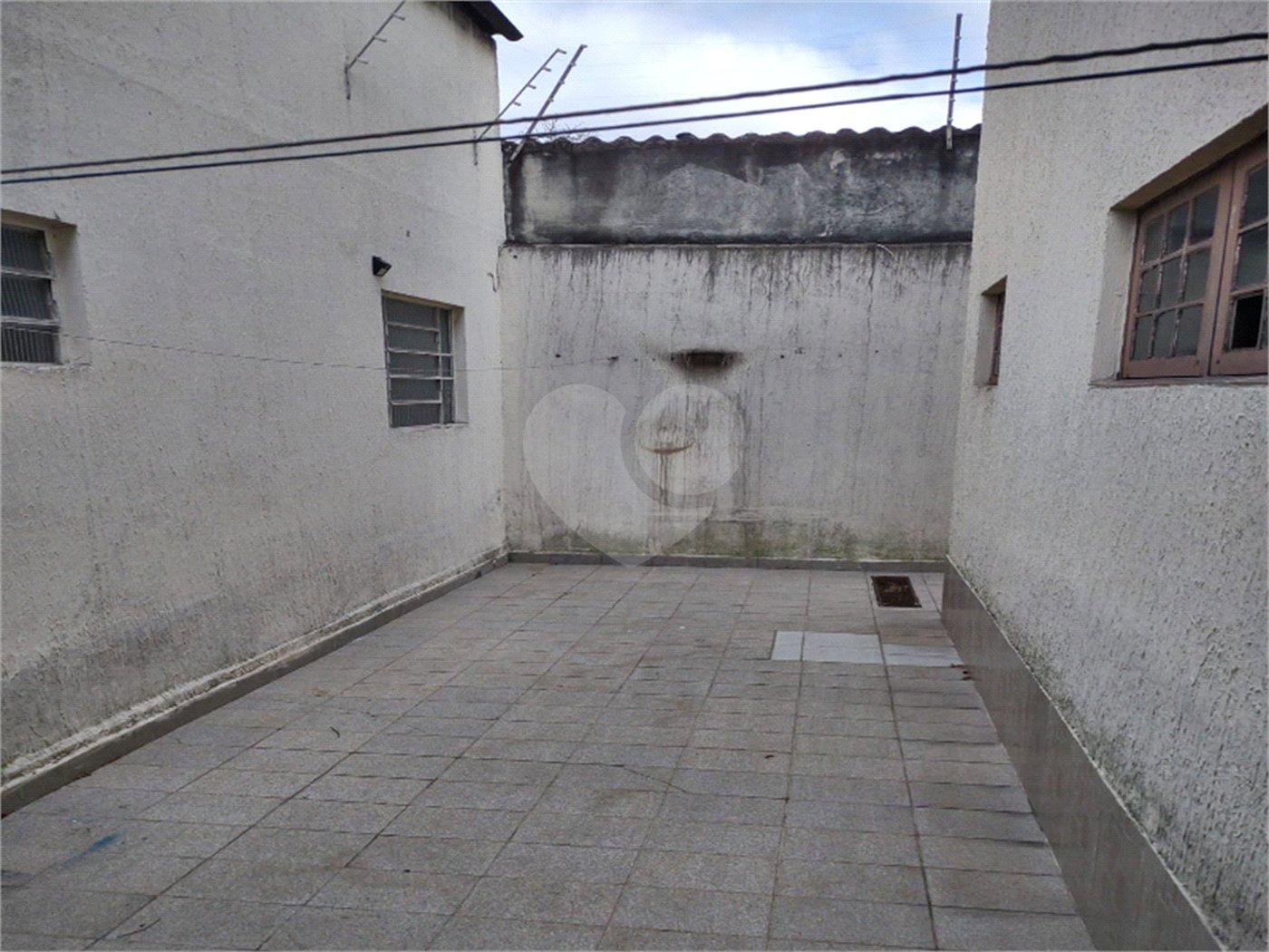 Sobrado à venda com 3 suítes em Jardim Vazani, São Paulo, SP