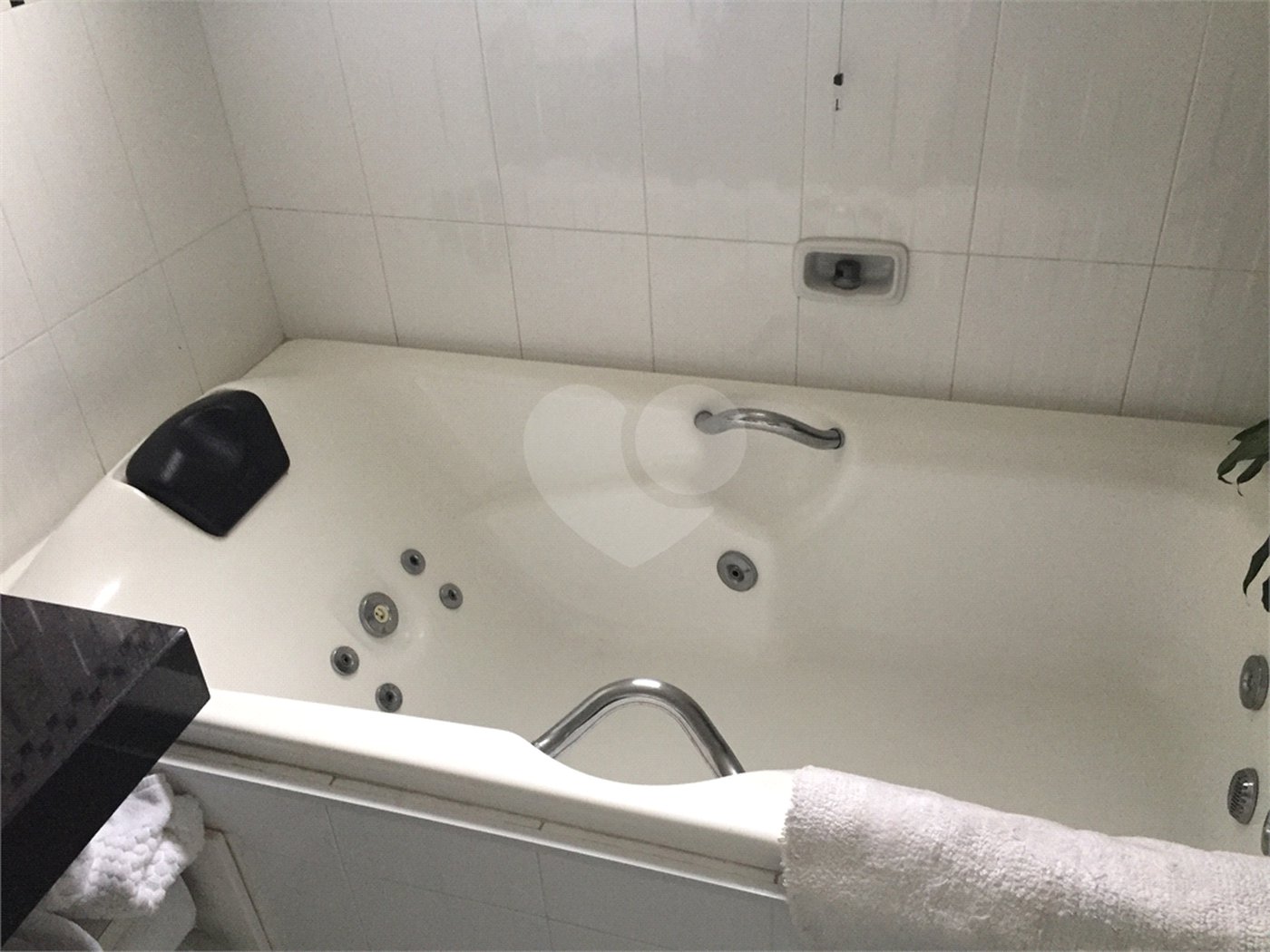 Apartamento à venda com 3 quartos, sendo 1 suíte, em Bela Vista, São Paulo, SP